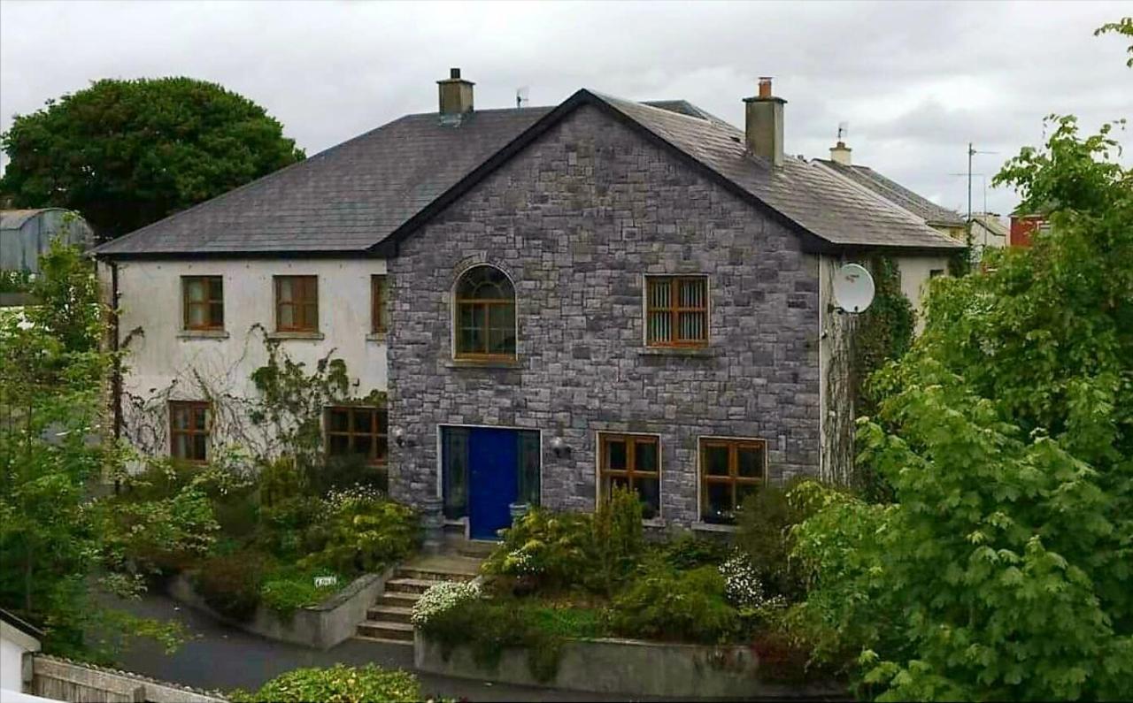 Church View House F56H977