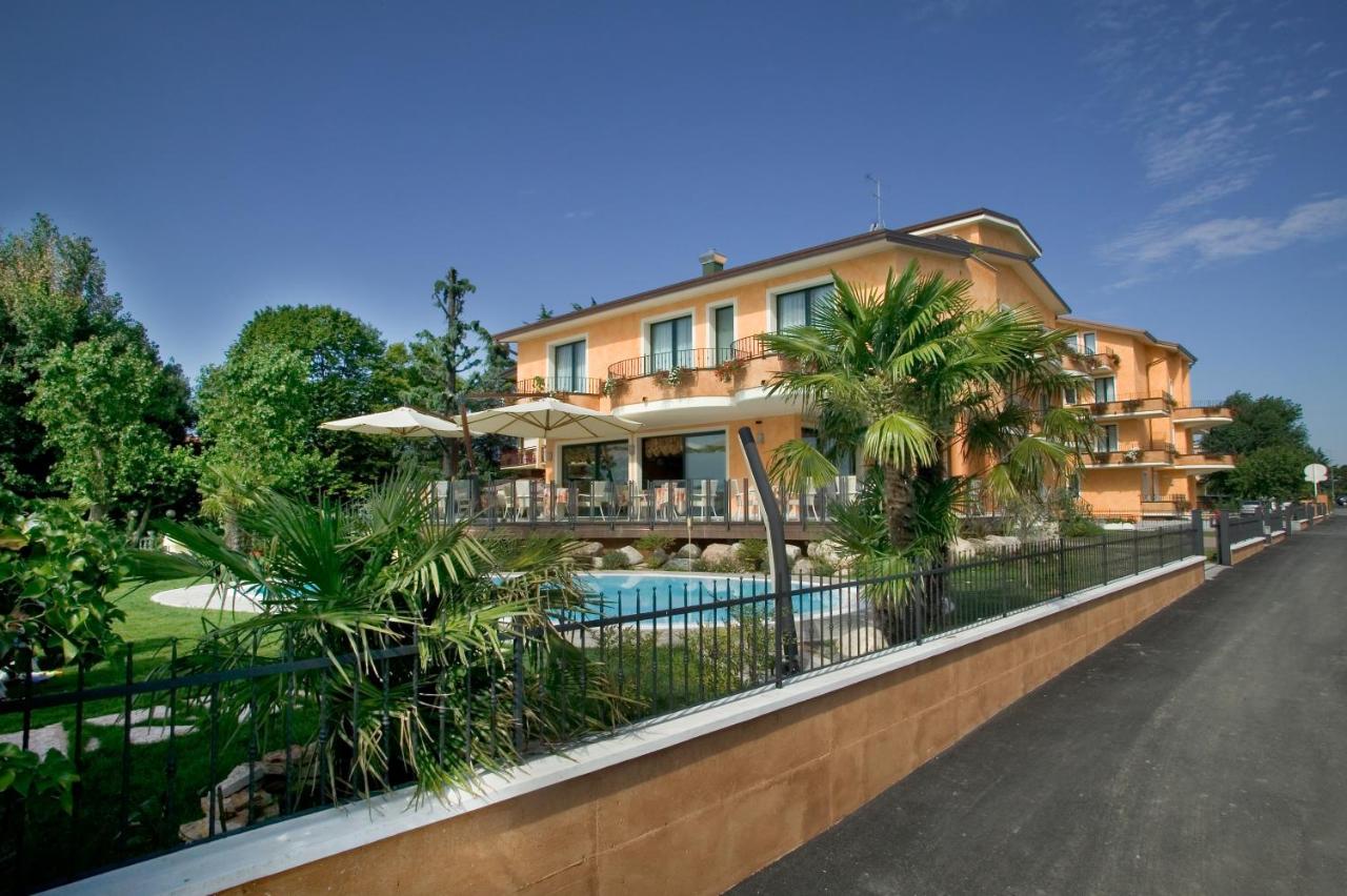 Hotel La Rondine photo 2