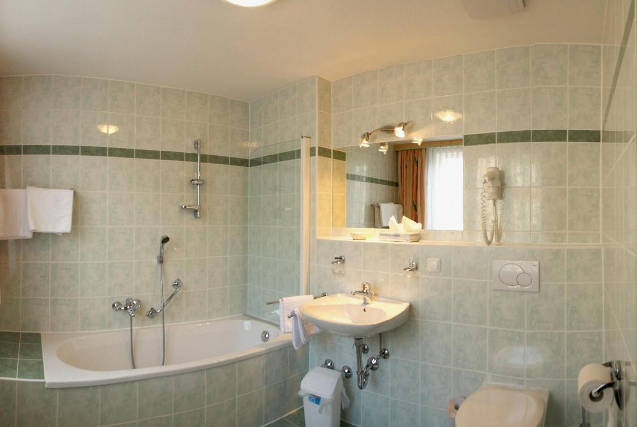 Hotel zum Kirchenwirt Mariazell photo 4