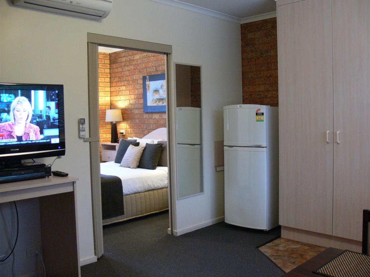Begonia City Motor Inn photo 2