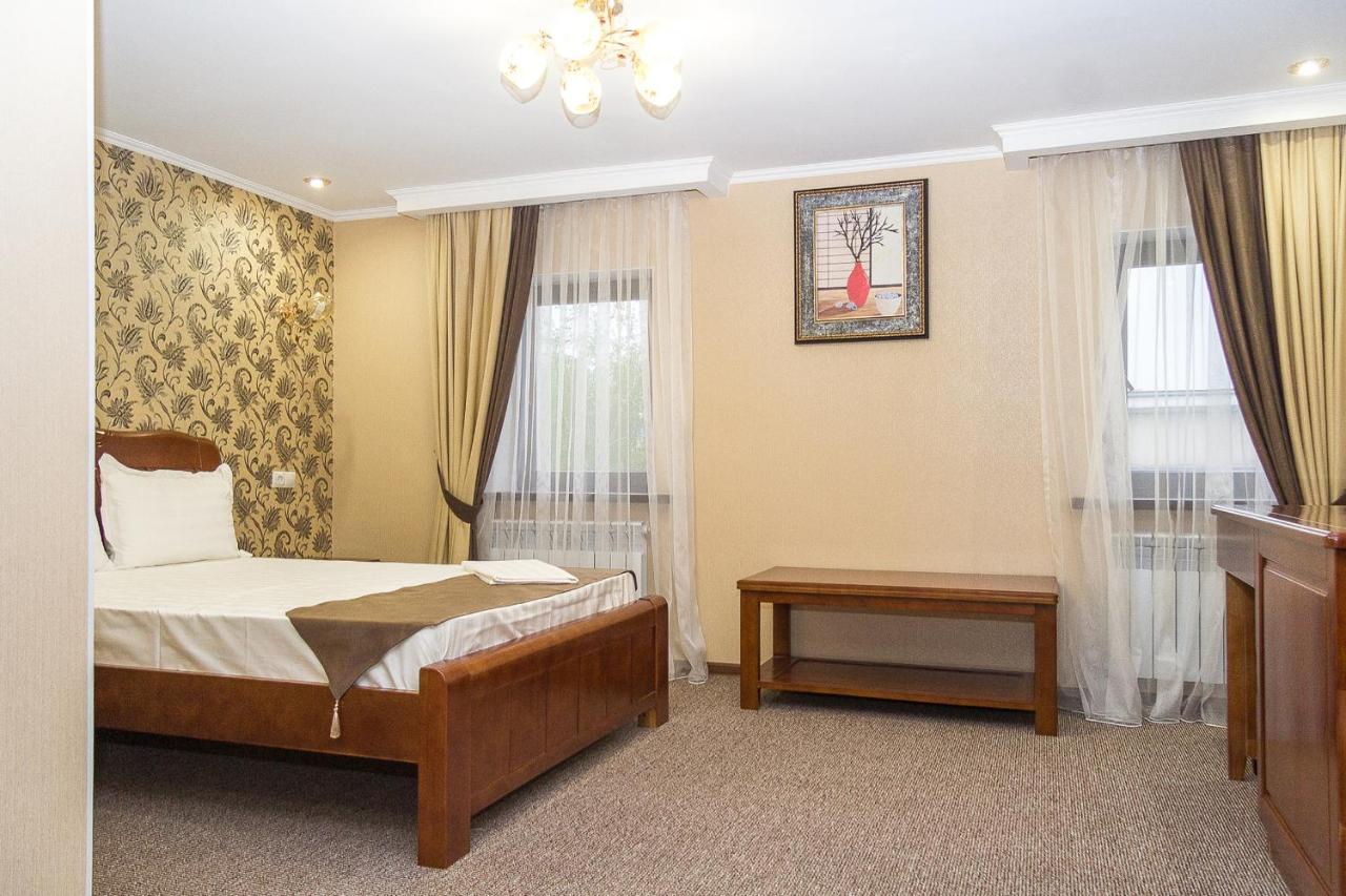 Salut Hotel Almaty photo 3