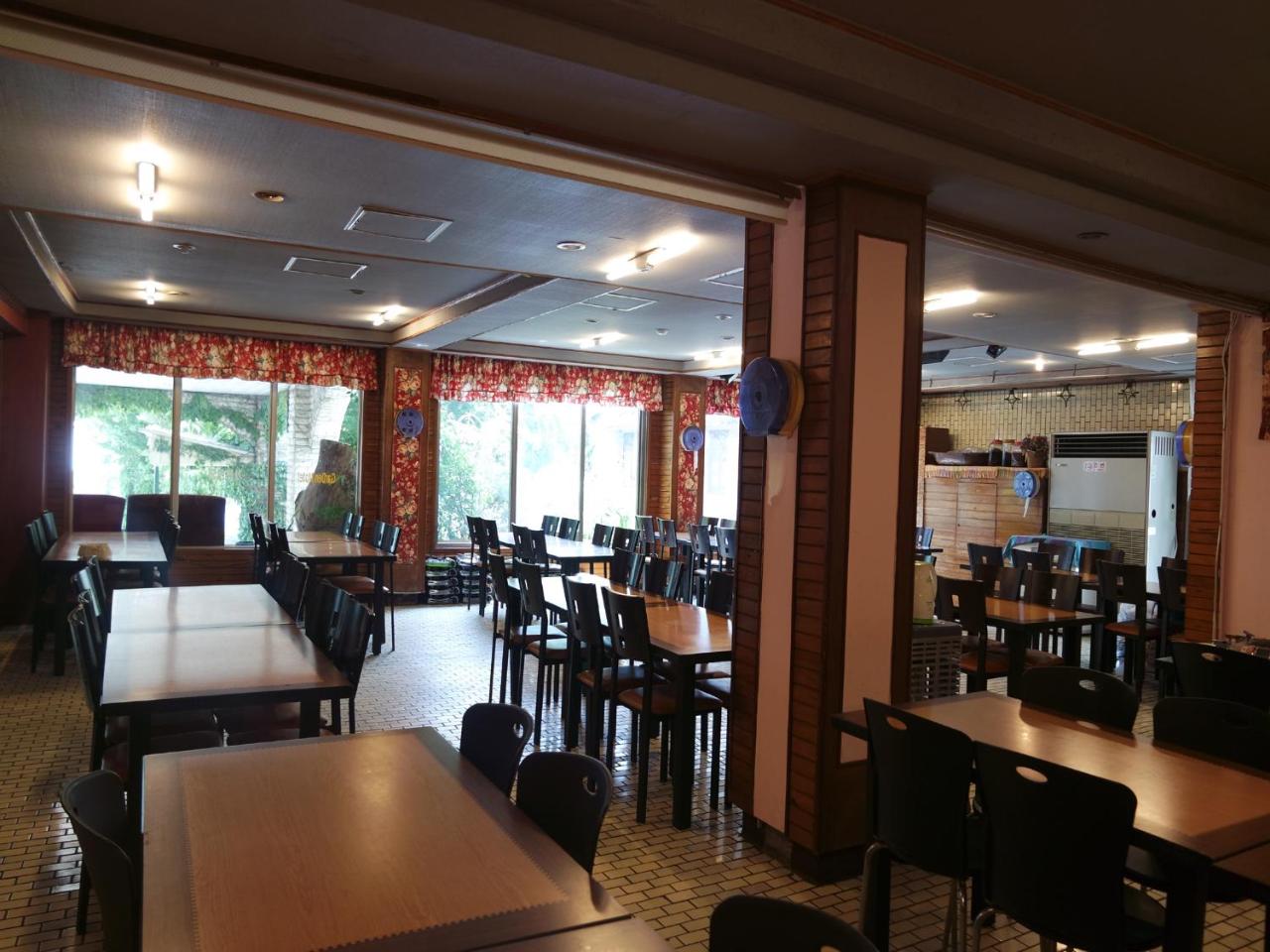 Sorak Garden Resortel photo 2