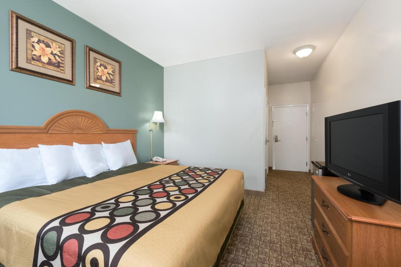 Econo Lodge Palmyra - Hershey photo 4