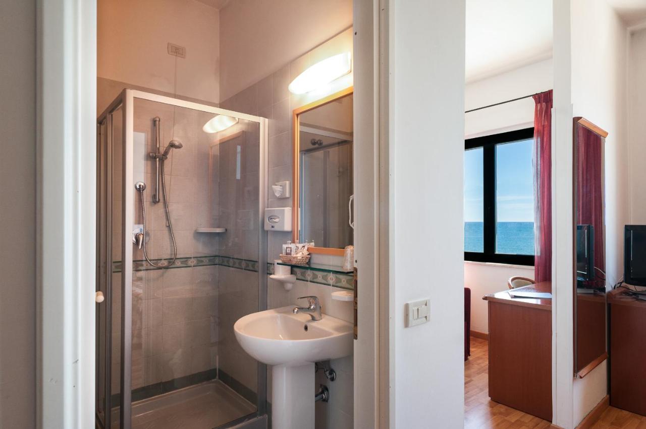 Hotel Brigantino Non Dista photo 4