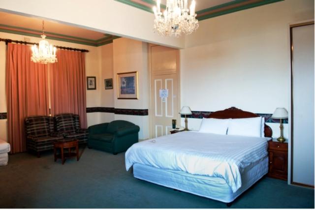 The Hotel Shamrock photo 2