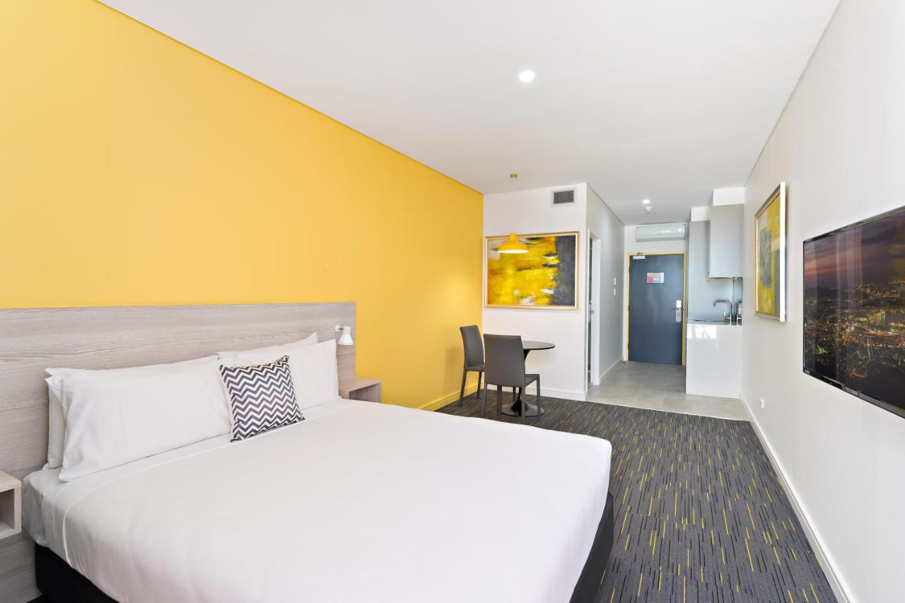 Photo - Value Suites Green Square