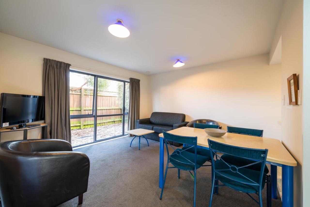 Annabelle Court Motel photo 2