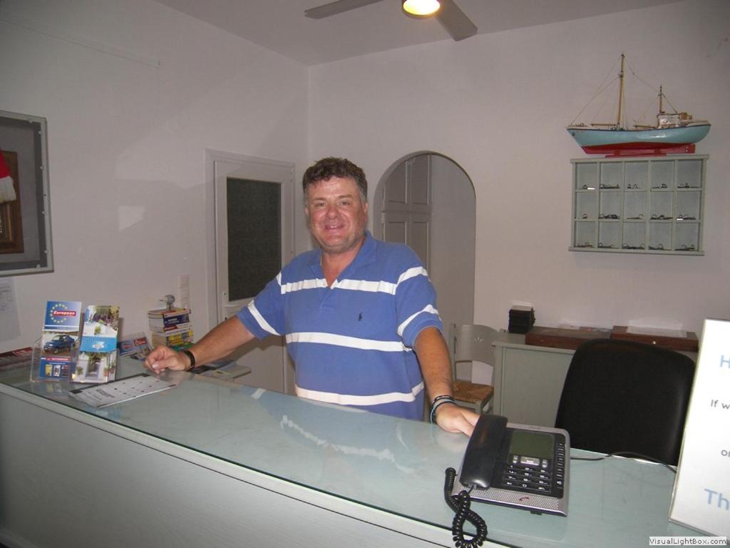 Captain Manolis photo 2