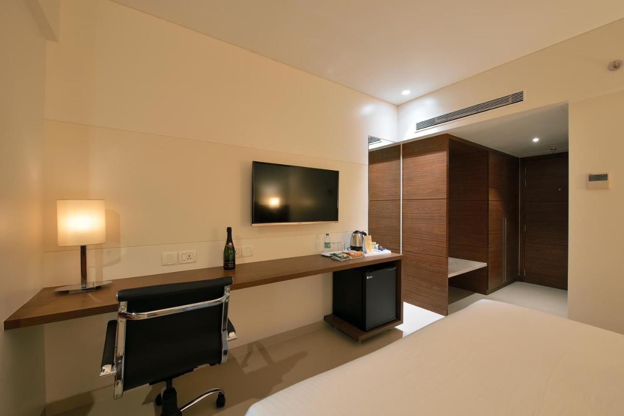 Krishna Palace Hotel - Ambernath photo 4