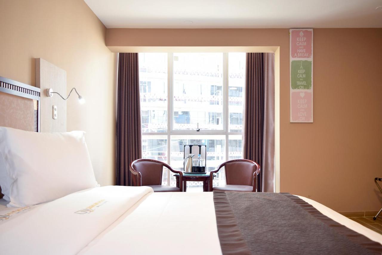 Gran Mundo Hotel & Suites photo 4