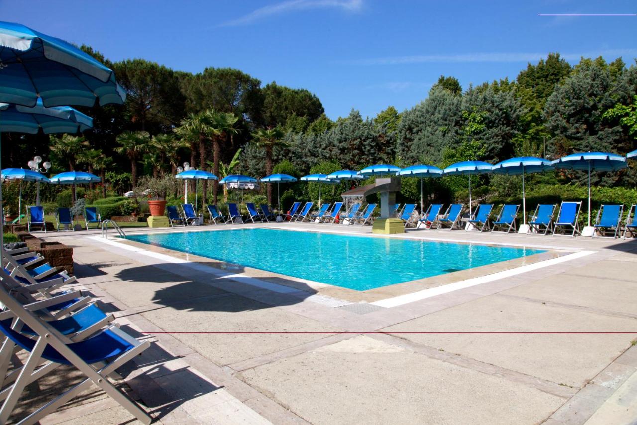 Hotel Country Club photo 2