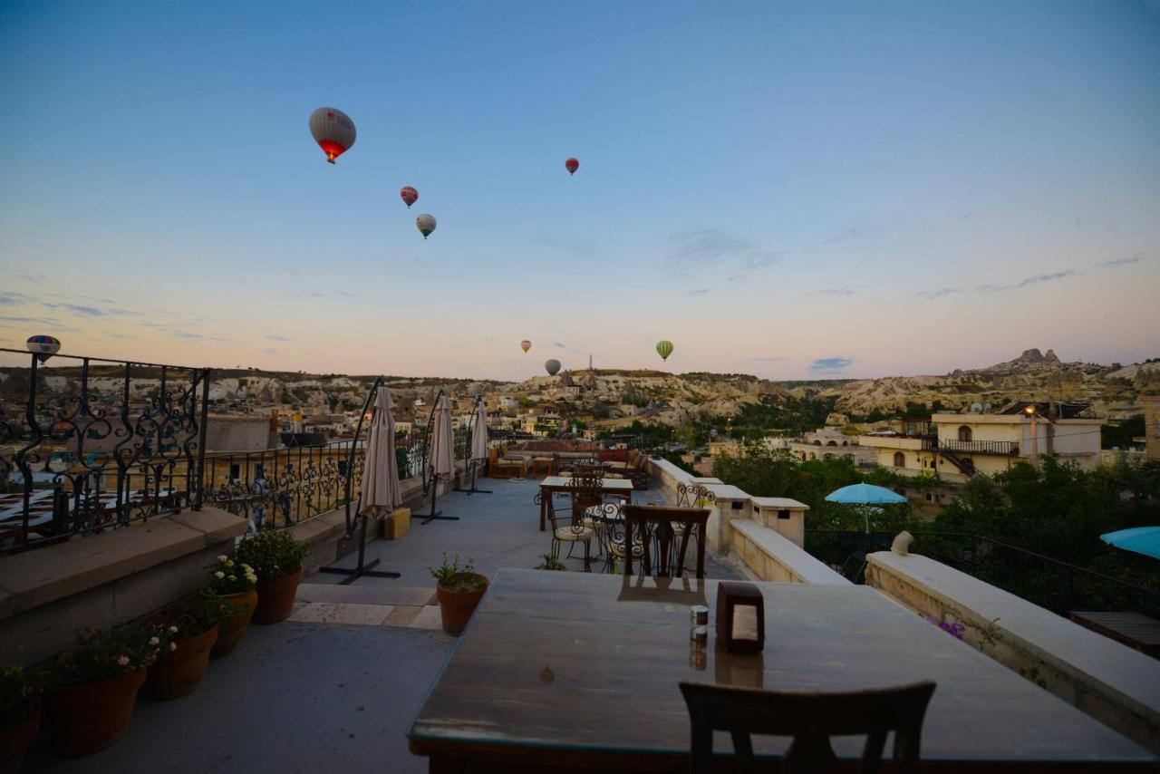 Vineyard Cave Hotel photo 2