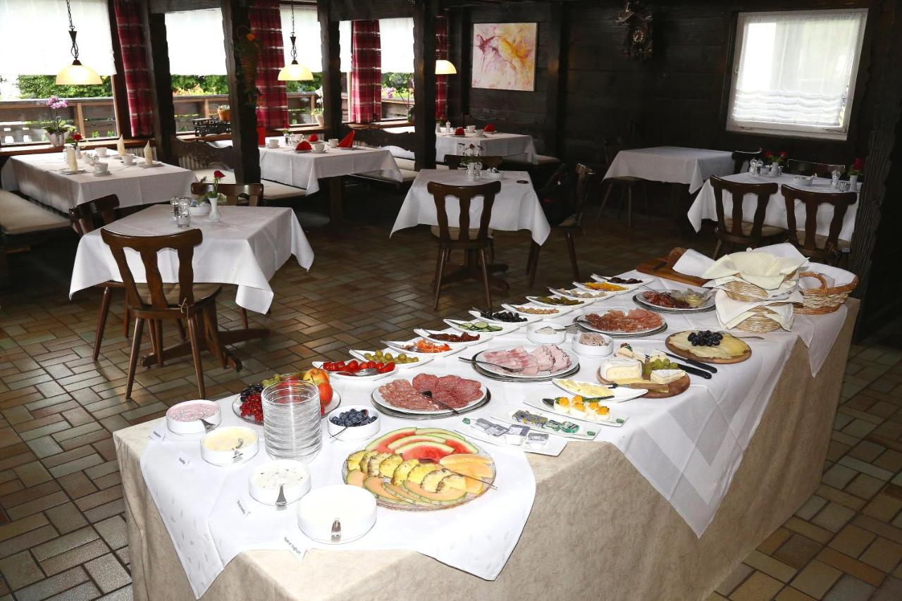 Landhotel Garni Schweizerhaus photo 2