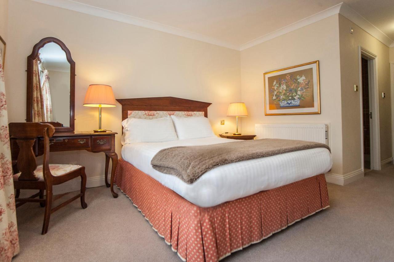 The Walnut Tree Hotel photo 2