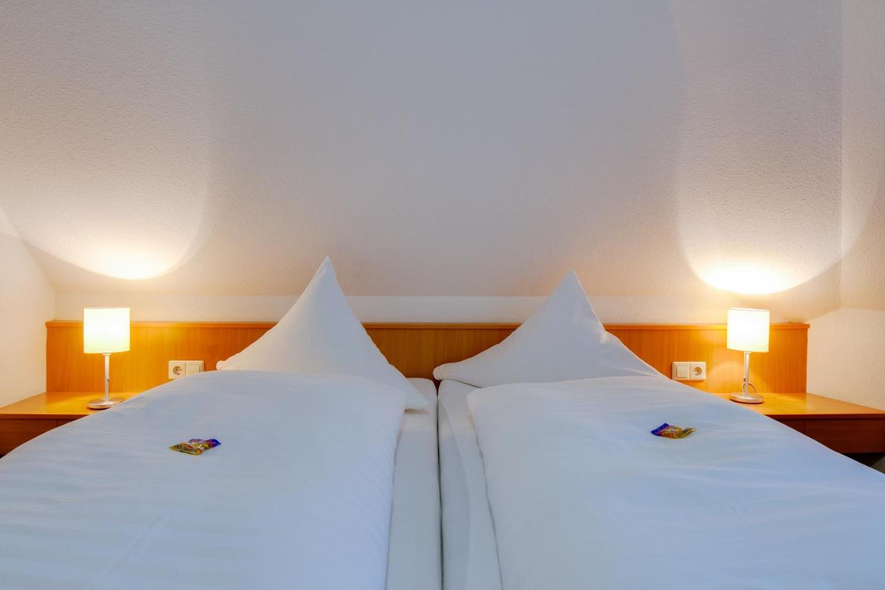 Central Hotel Friedrichshafen photo 3