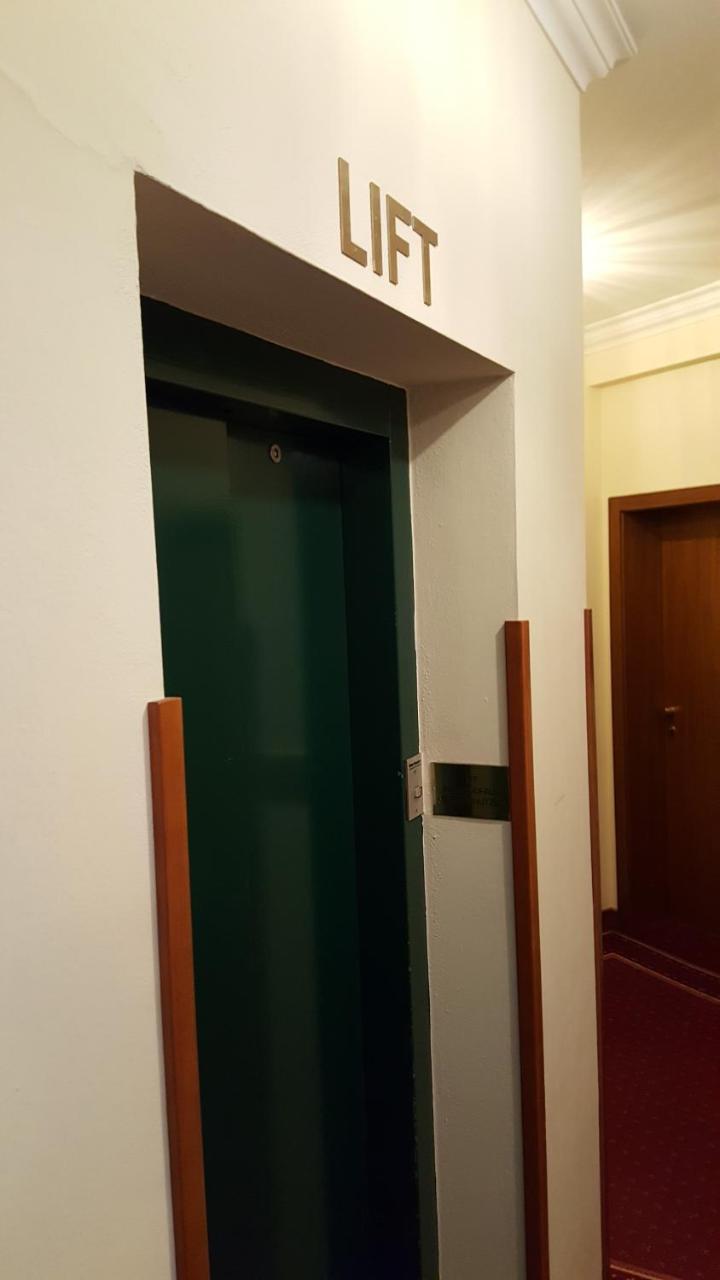 Paul's Hotel photo 3