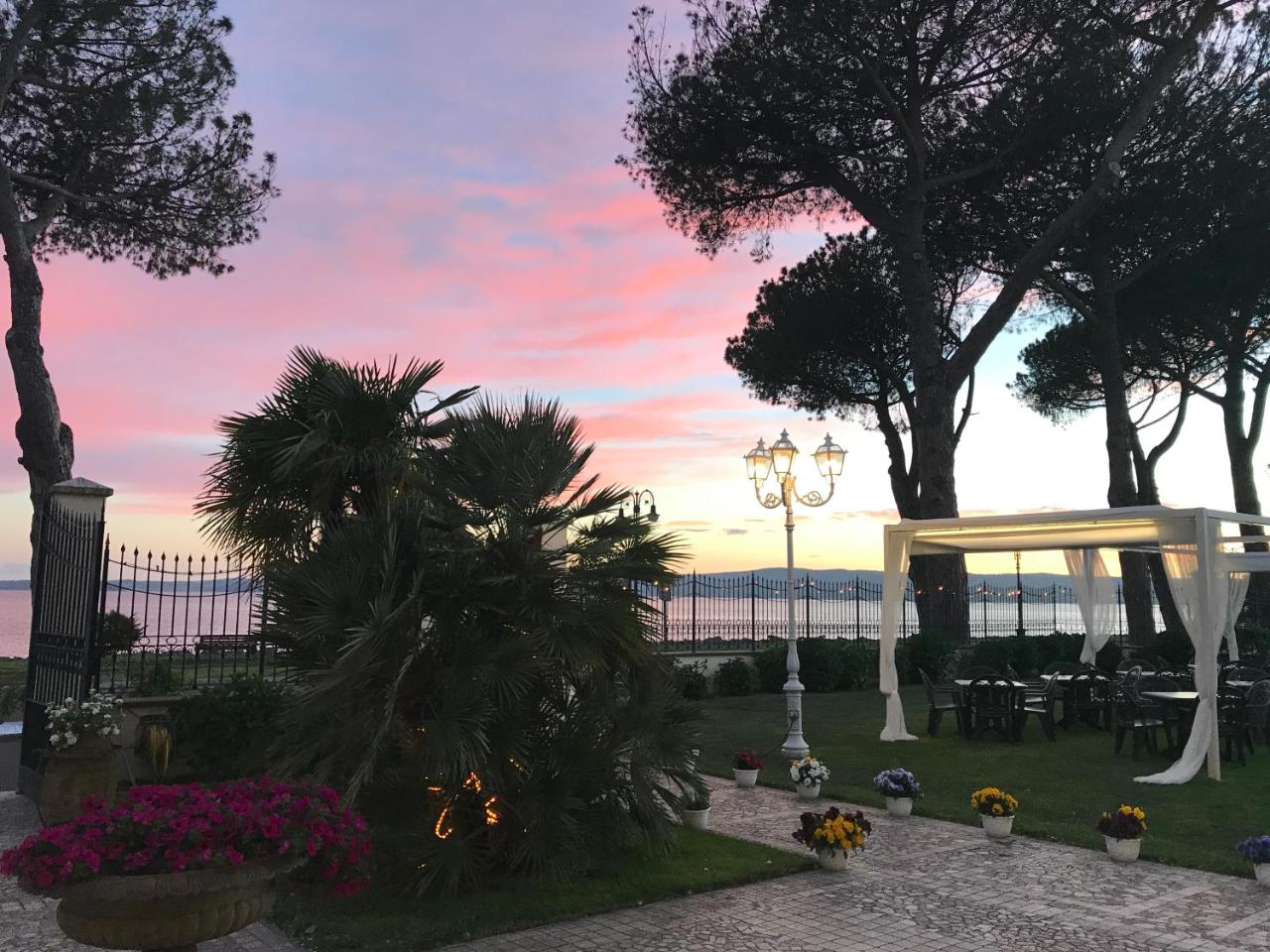 Hotel Holiday Sul Lago photo 2