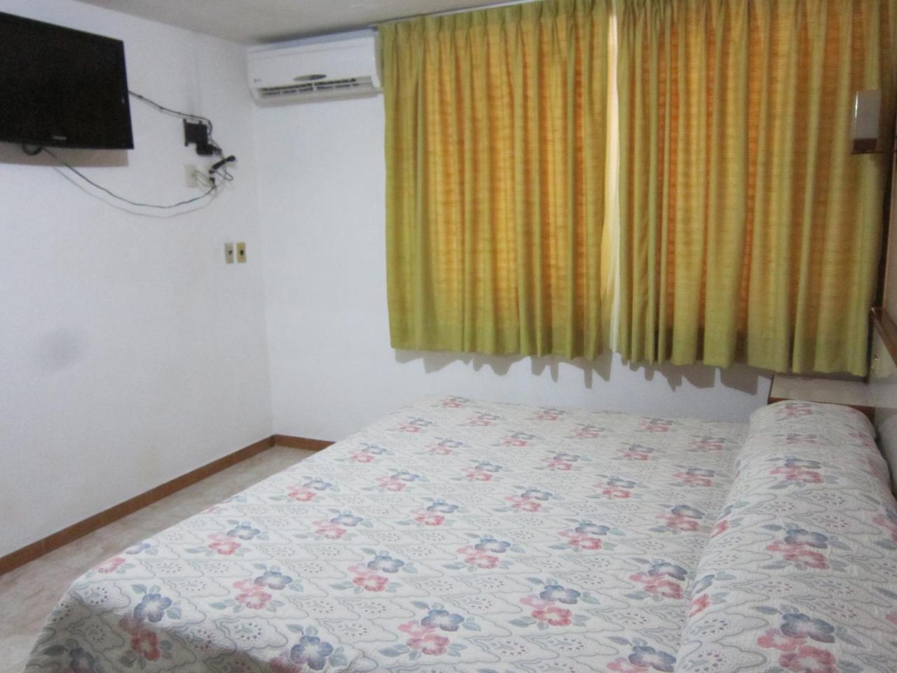 Hotel Baluarte photo 2