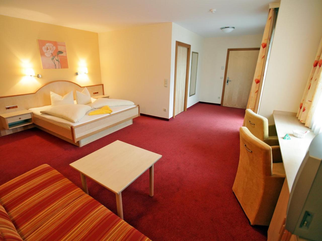 Hotel Gasthof Neuner photo 2