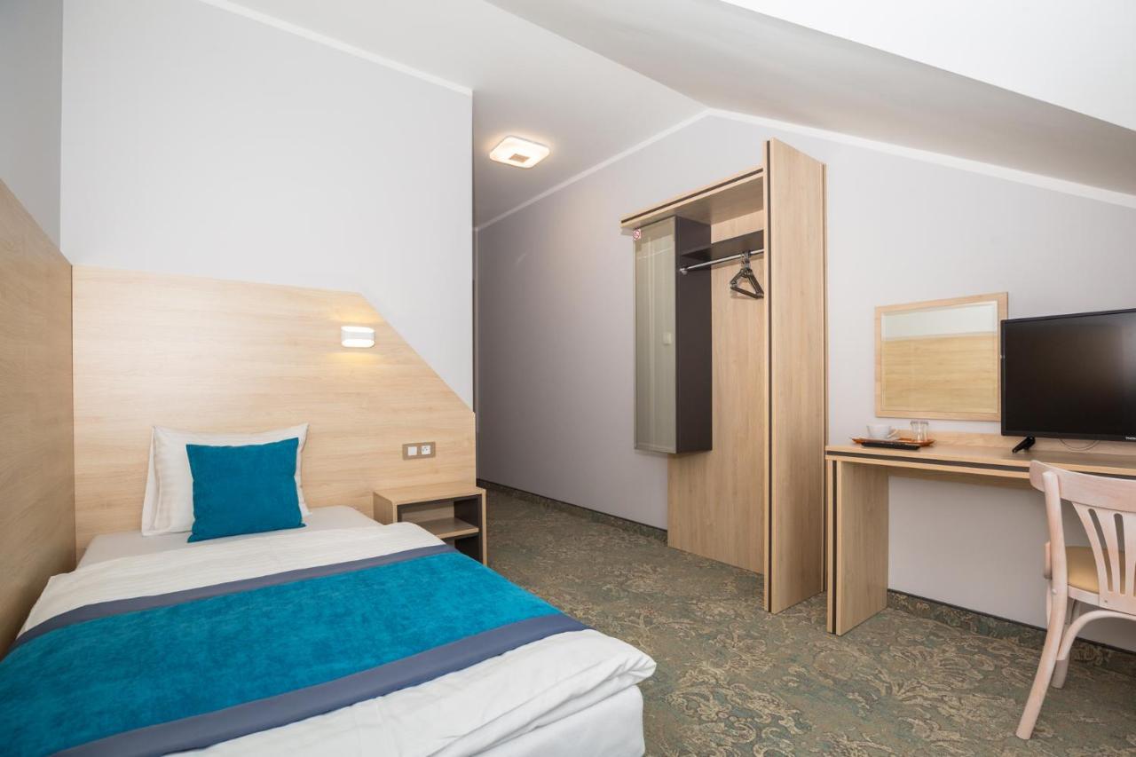 Hotel Vela photo 2