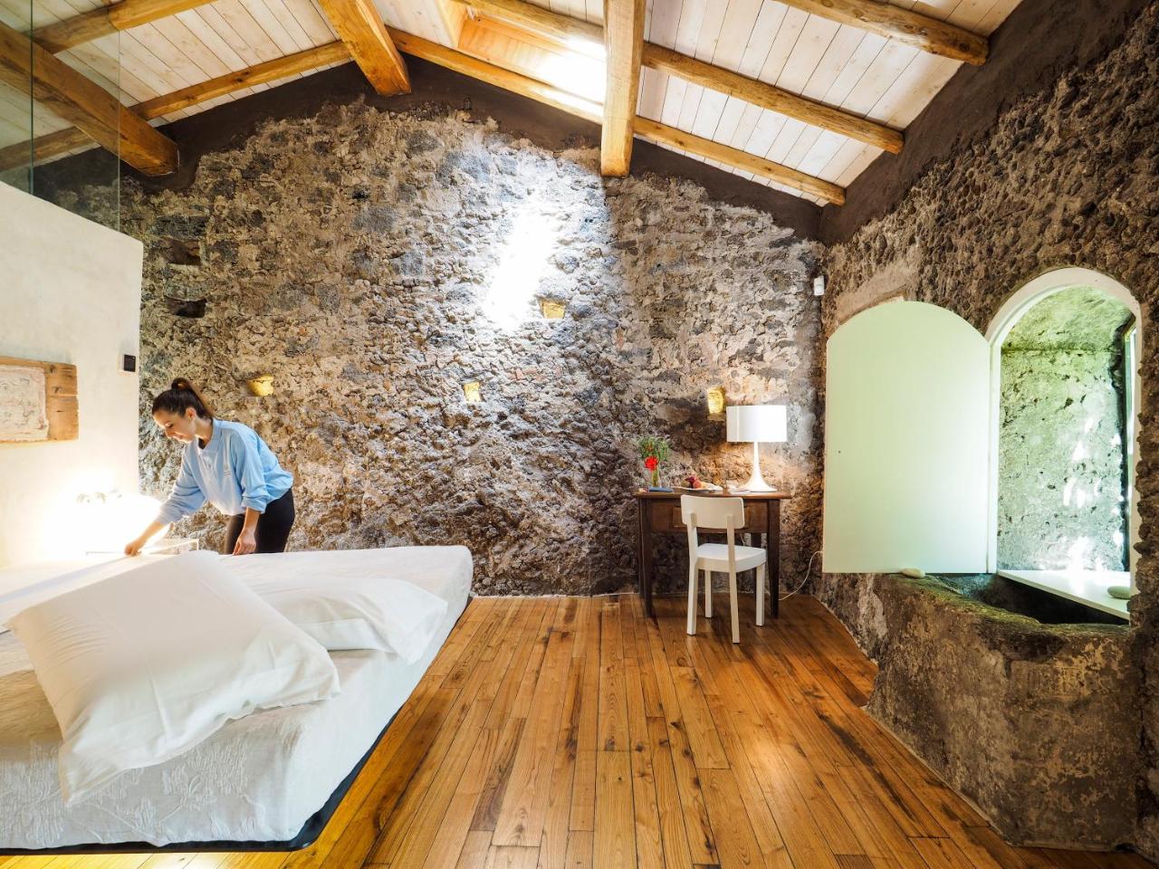 Monaci delle Terre Nere photo 4