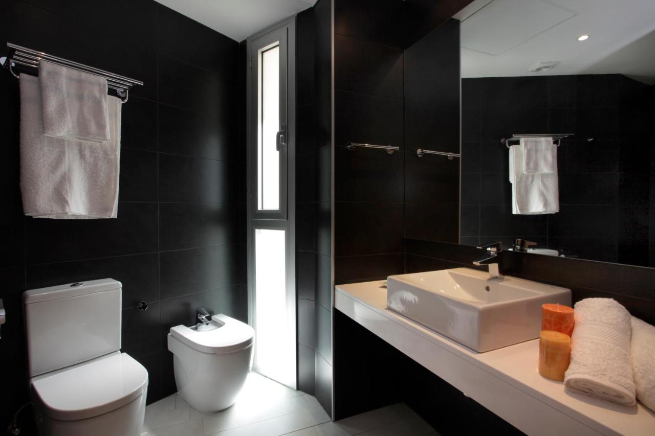 Fisa Rentals Les Corts Apartments photo 2