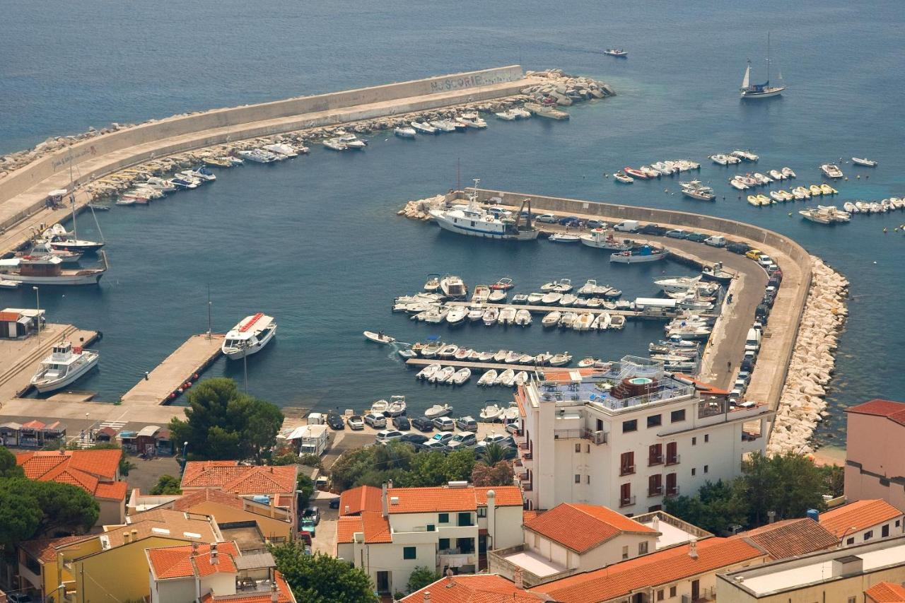 BUE MARINO Hotel & Rooftop Bar