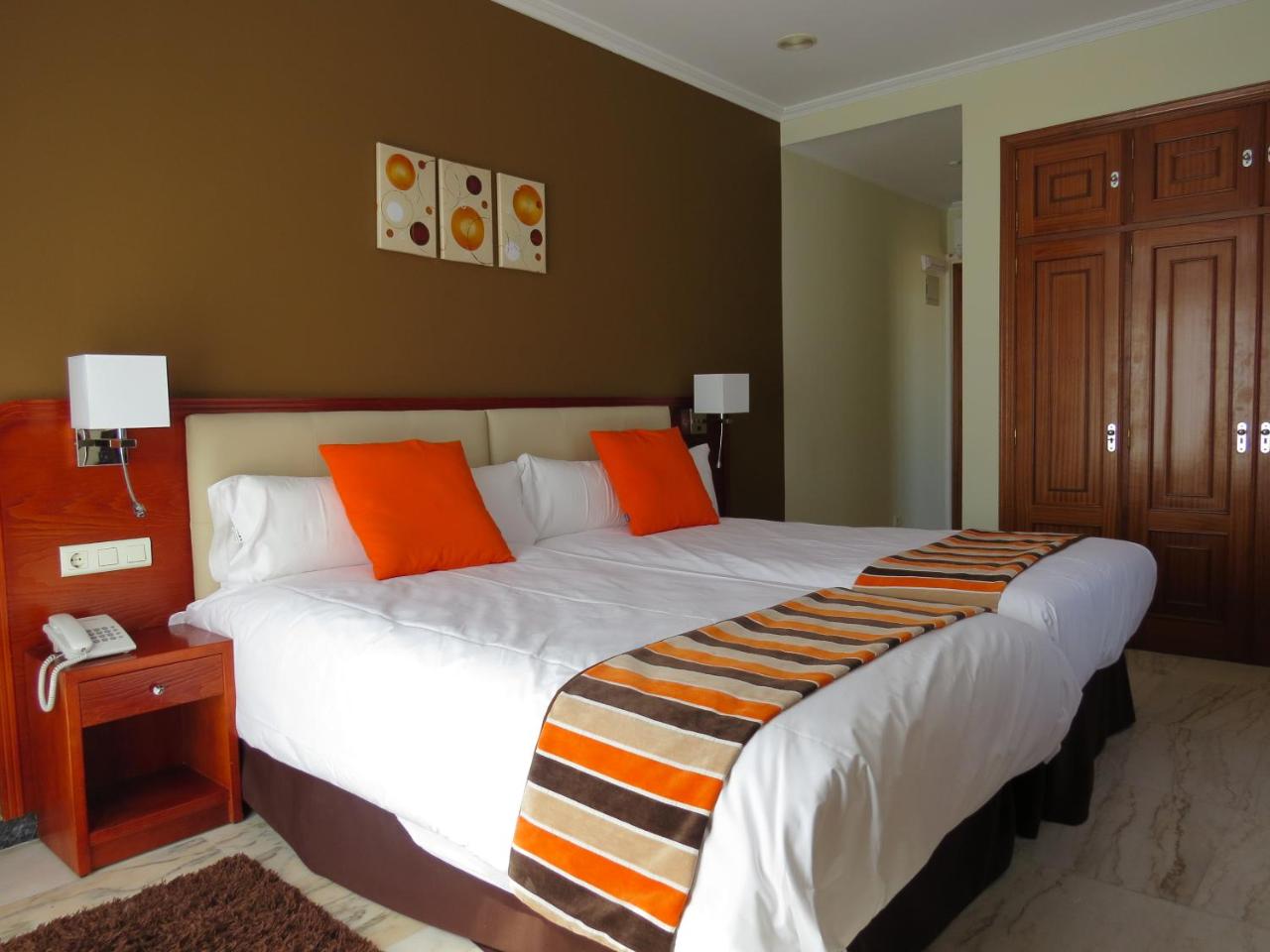 Hotel Anunciada photo 2