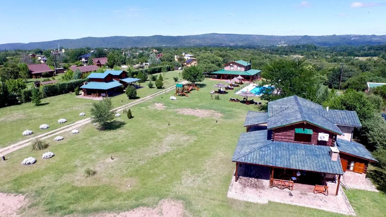 Las Cortaderas Cabañas de Tronco photo 2