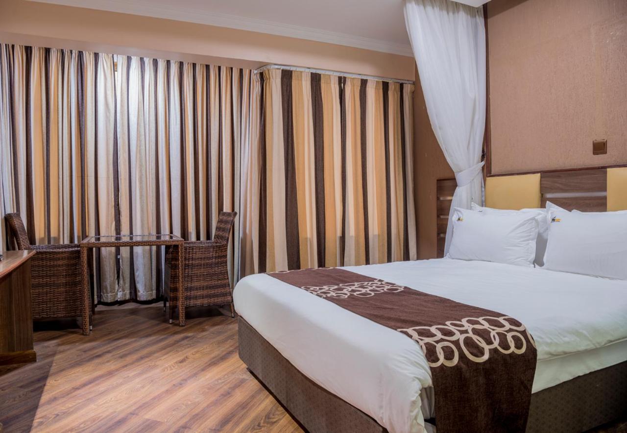 Airport Landing Hotel photo 2