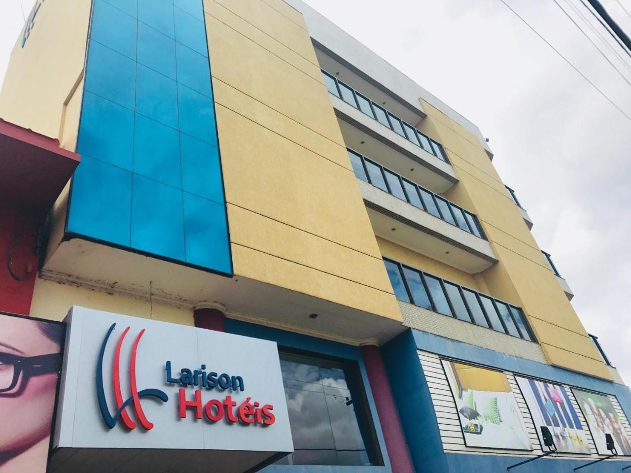 Larison Ji-Paraná by - Easy Hotéis