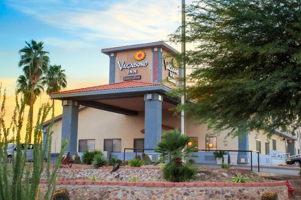 Photo - Vagabond Inn Executive