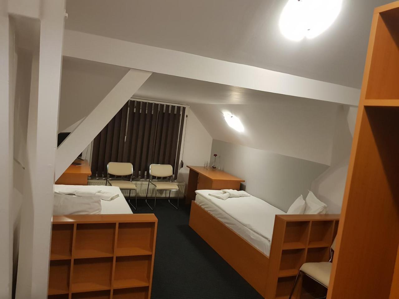 Prince Hotel photo 3