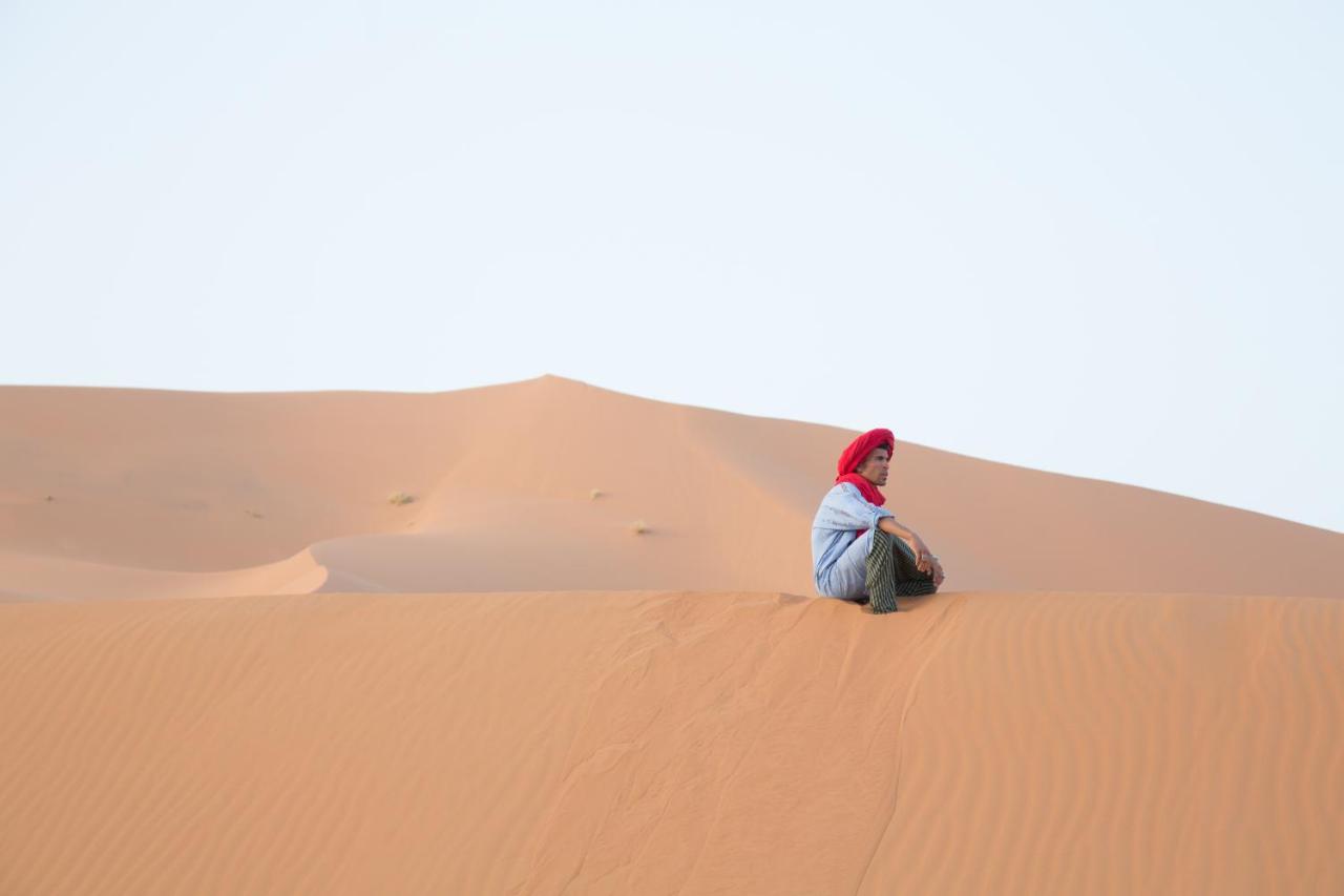 Sahara Tours luxury camp photo 4