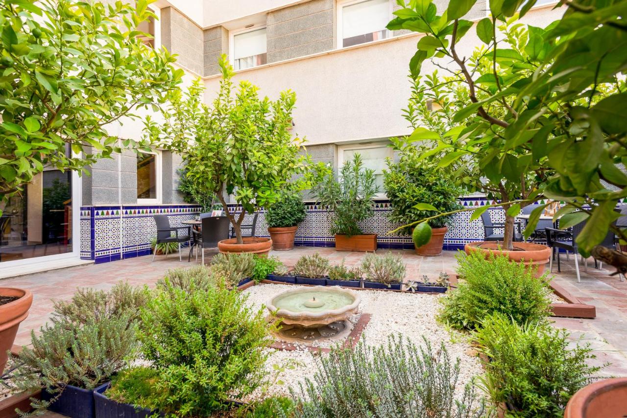 Ibis Granada photo 4