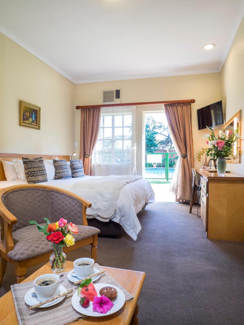 The Elegant Lodge Menlo Park photo 4
