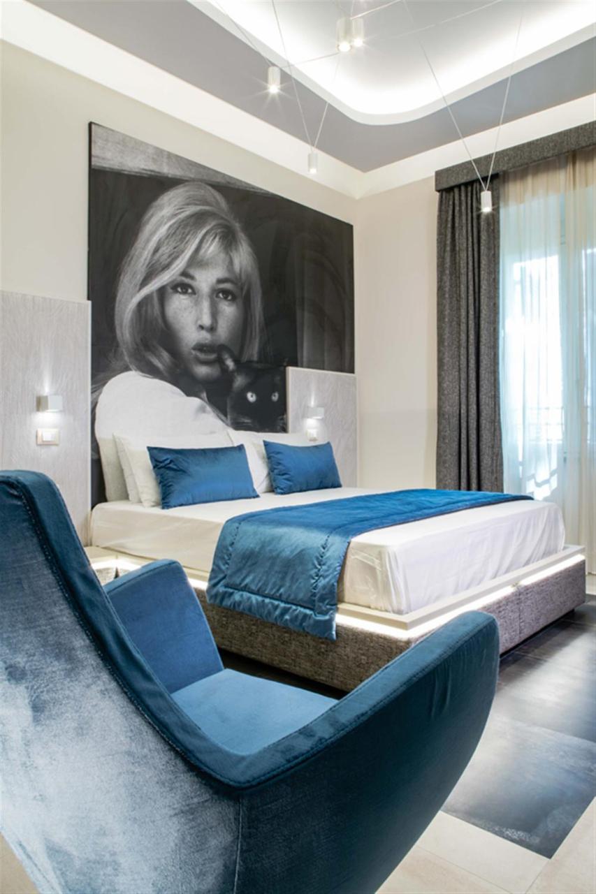 Via Veneto Luxury Suites photo 2