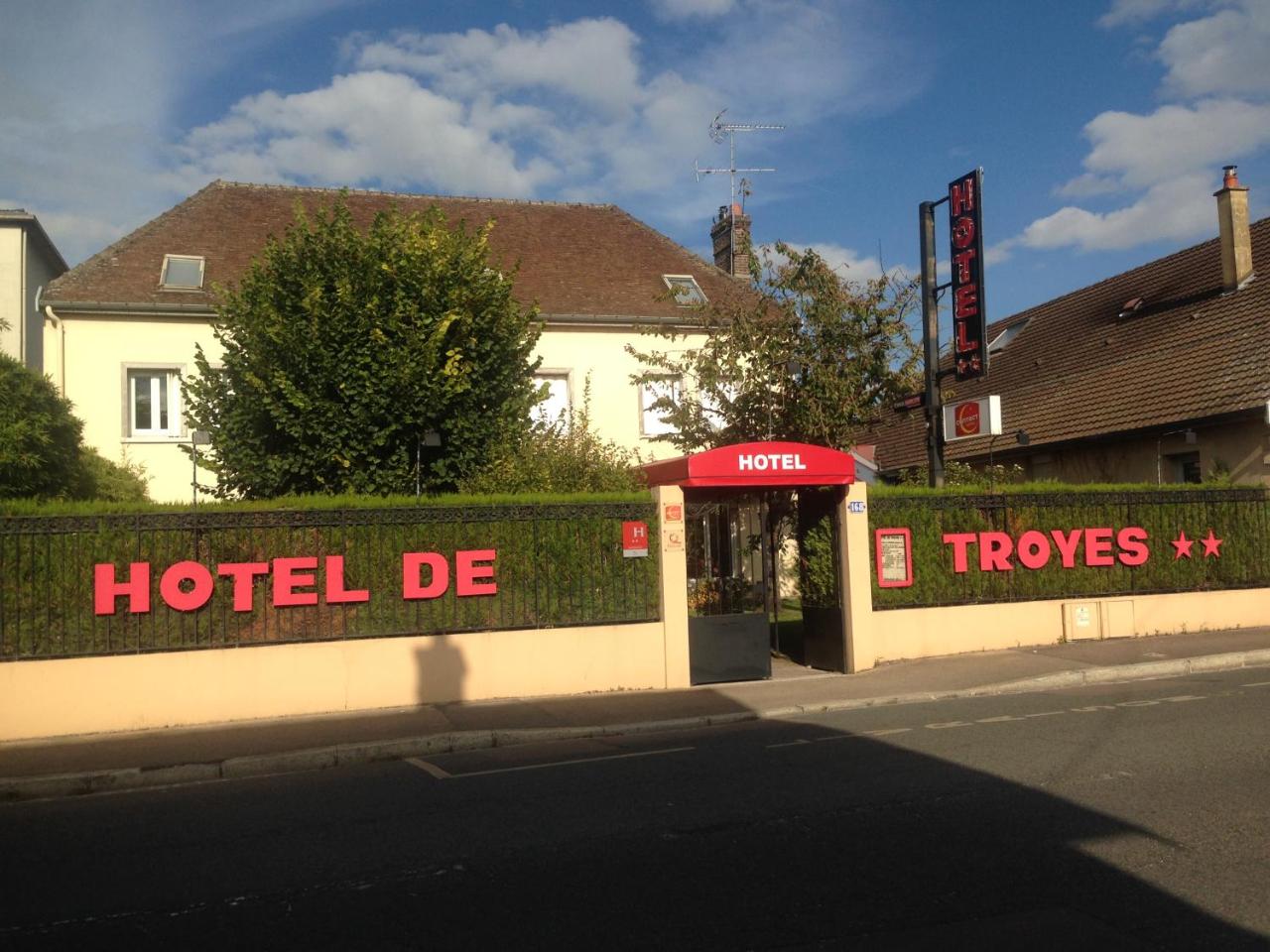 Contact Hôtel De Troyes 5 mn centre ville avec parking privé photo 4