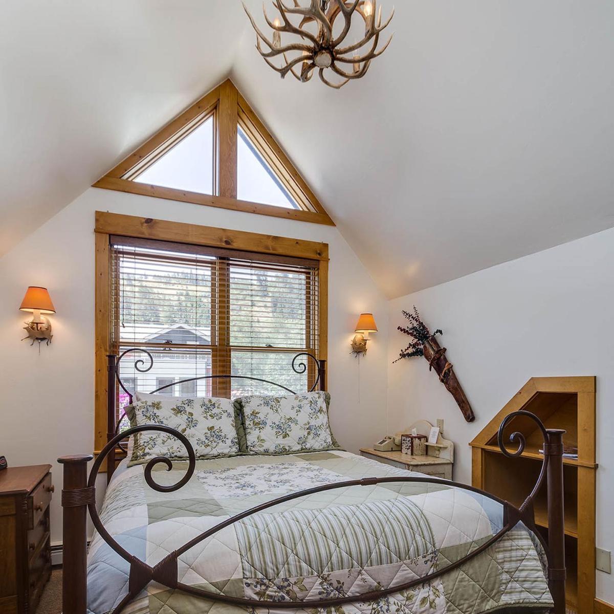 Minturn Inn photo 3
