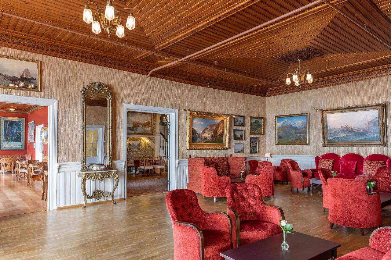 Kviknes Hotel photo 2