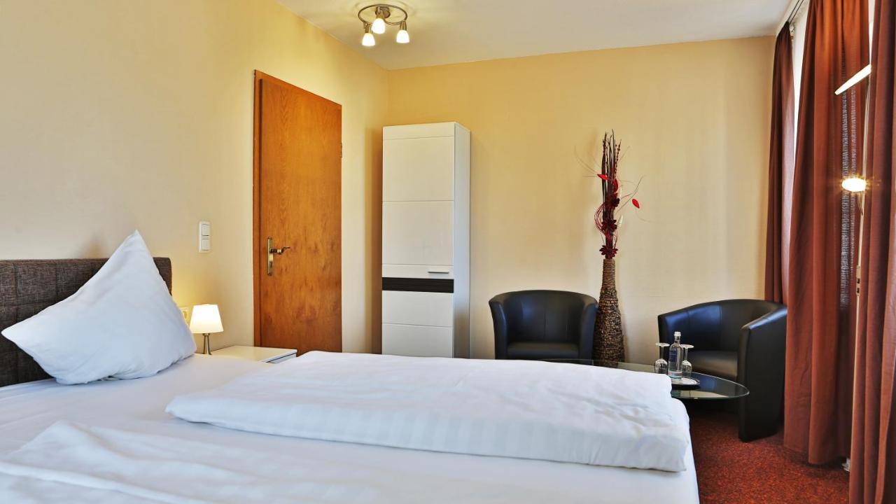 Hotel Am Schloss photo 4