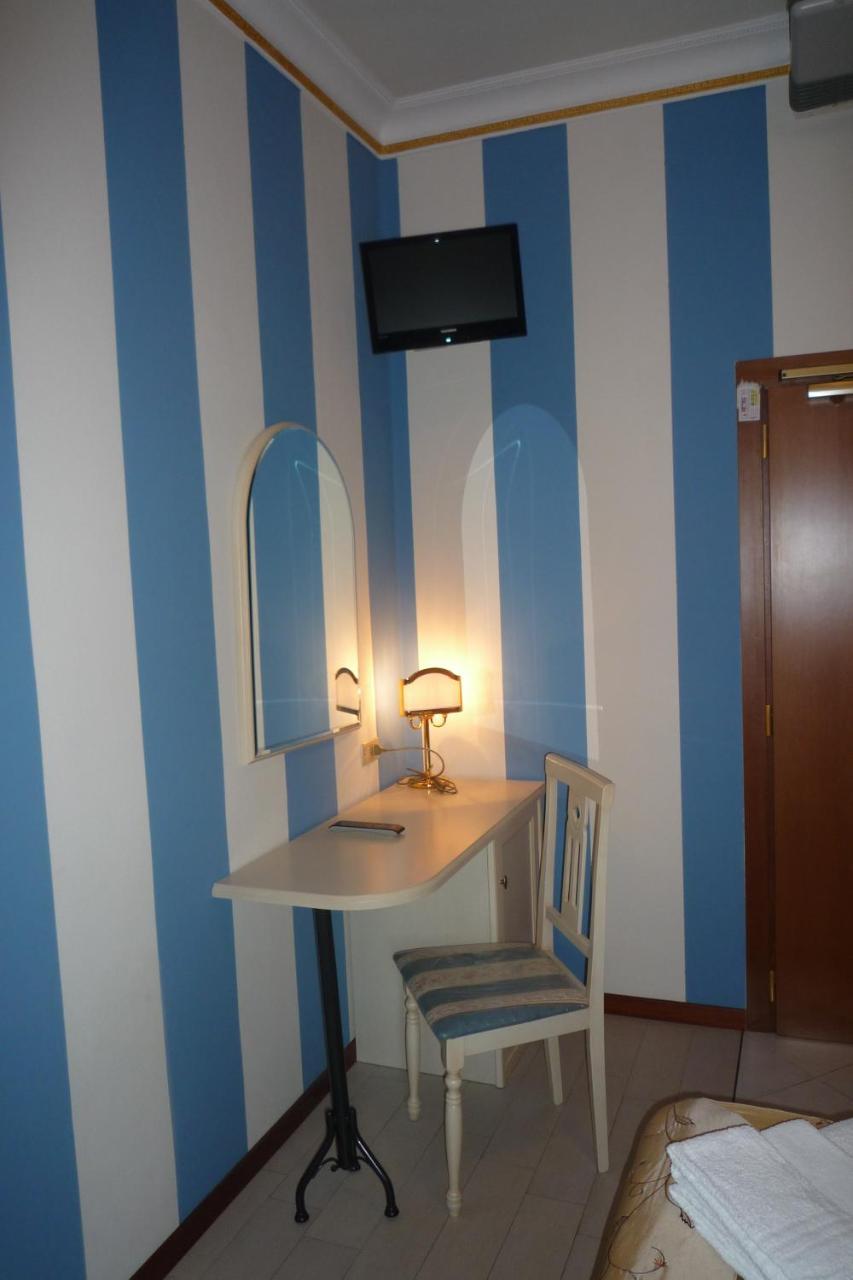 Hotel Villa Pina photo 2