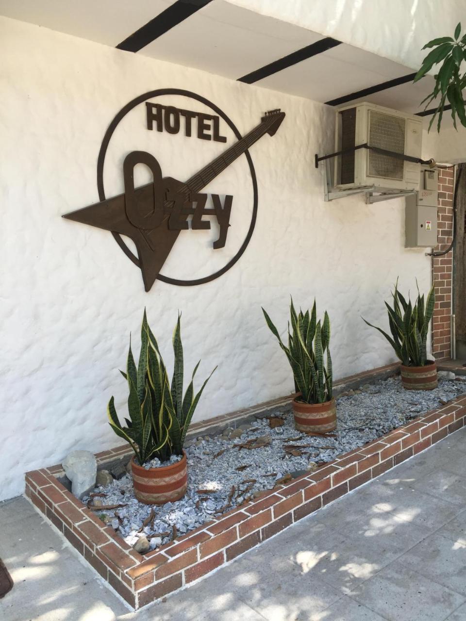 Hotel Ozzy photo 3