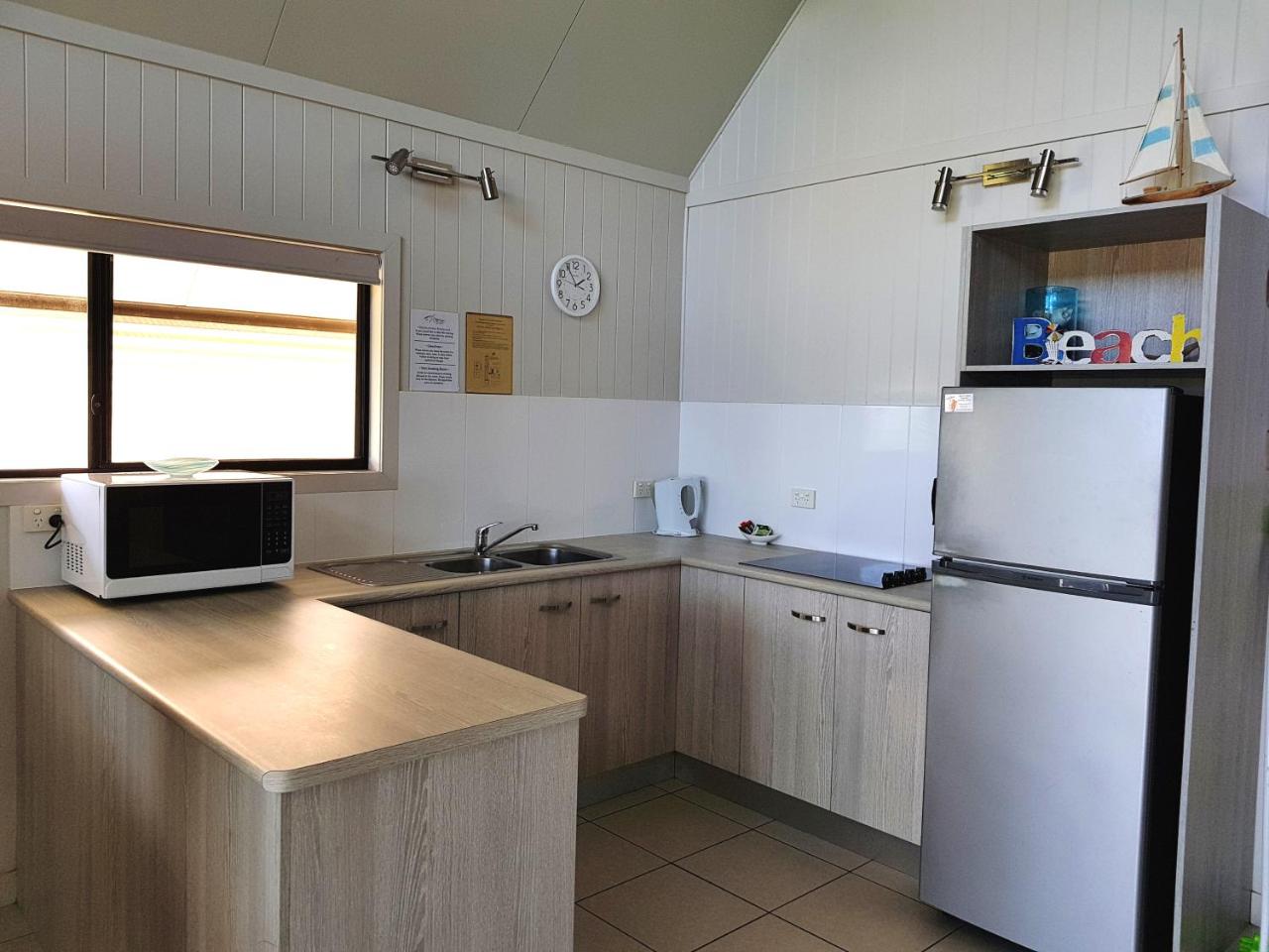 Cardwell Beachcomber Motel & Tourist Park photo 4
