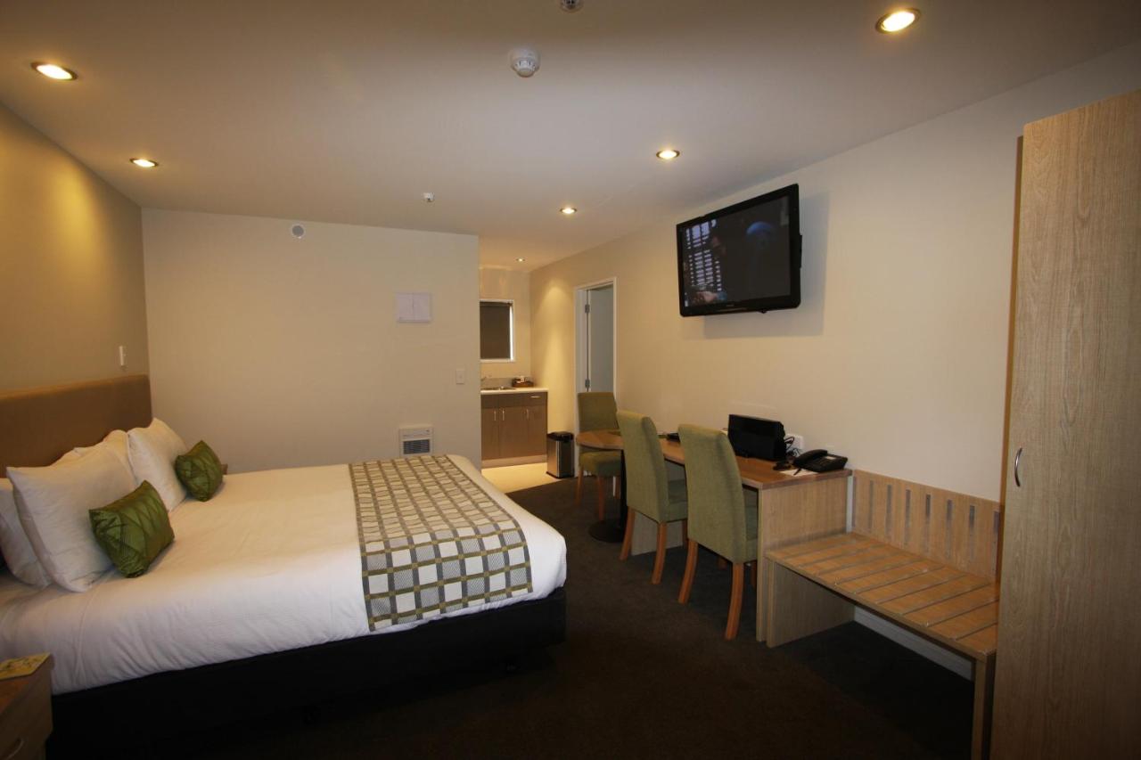 555 Motel Dunedin photo 2