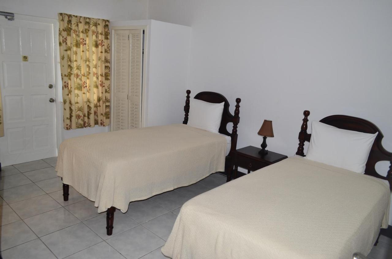 Pink Rock Inn Bed and Breakfast photo 2