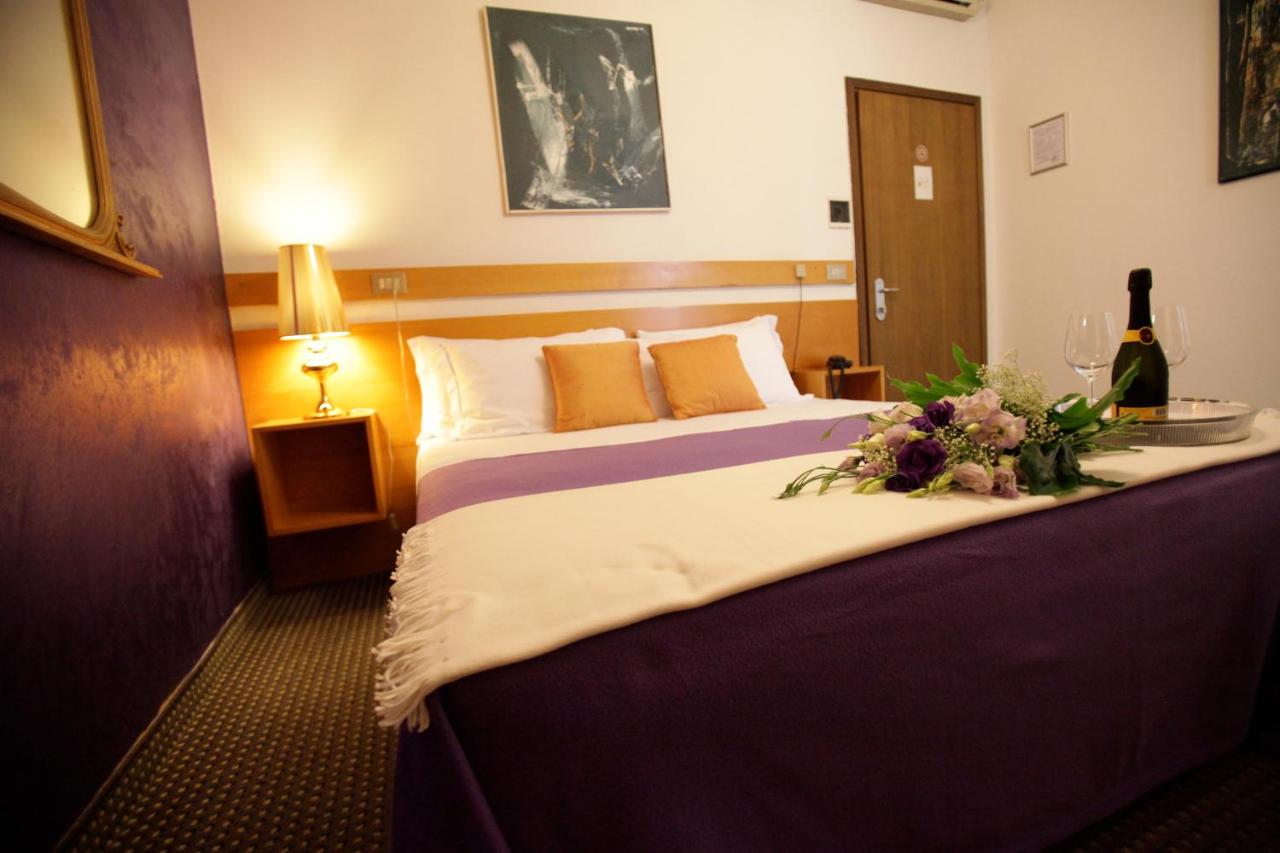 Art Hotel photo 4