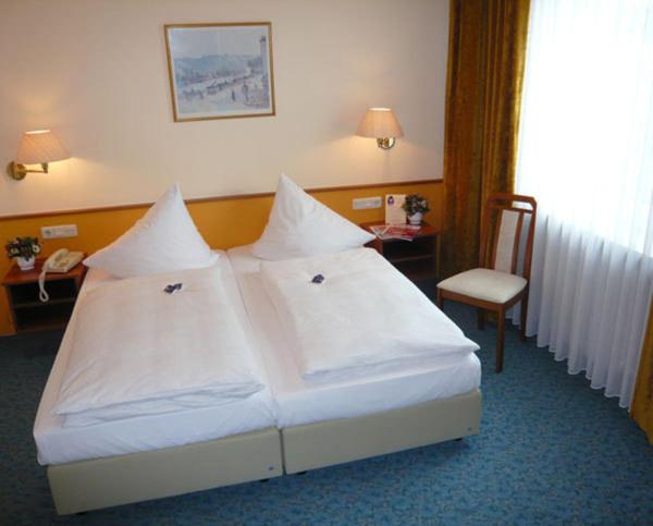 Hotel Strauss photo 2