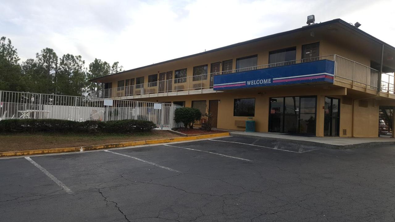 America's Best Inn - Macon photo 4