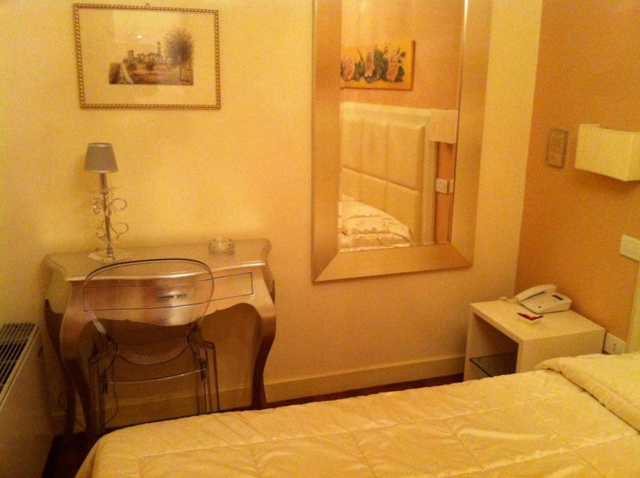 Oro Rosso Hotel Ristorante photo 3